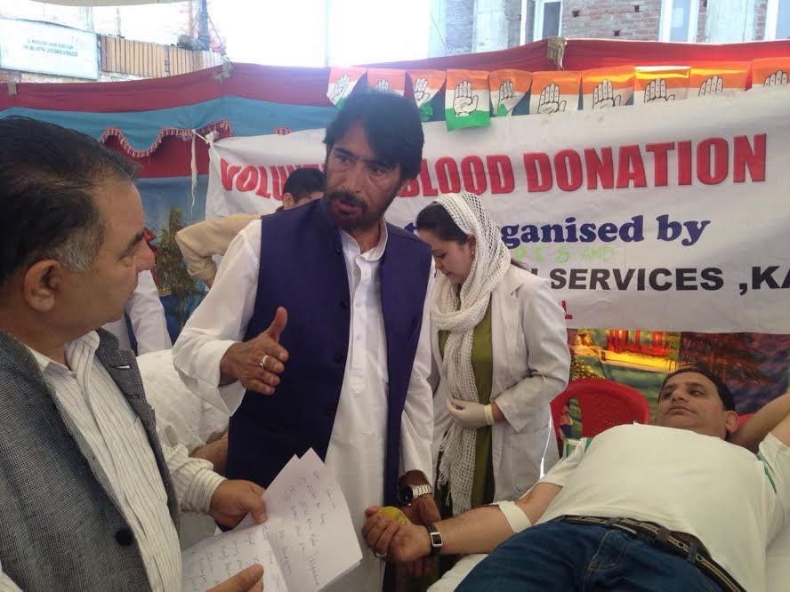 Congress organizes blood donation camp